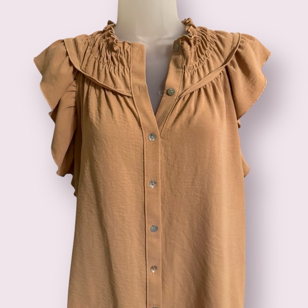 Blue Sol Tan Ruffle Sleeve Button Front Blouse Size S - Picture 4 of 5